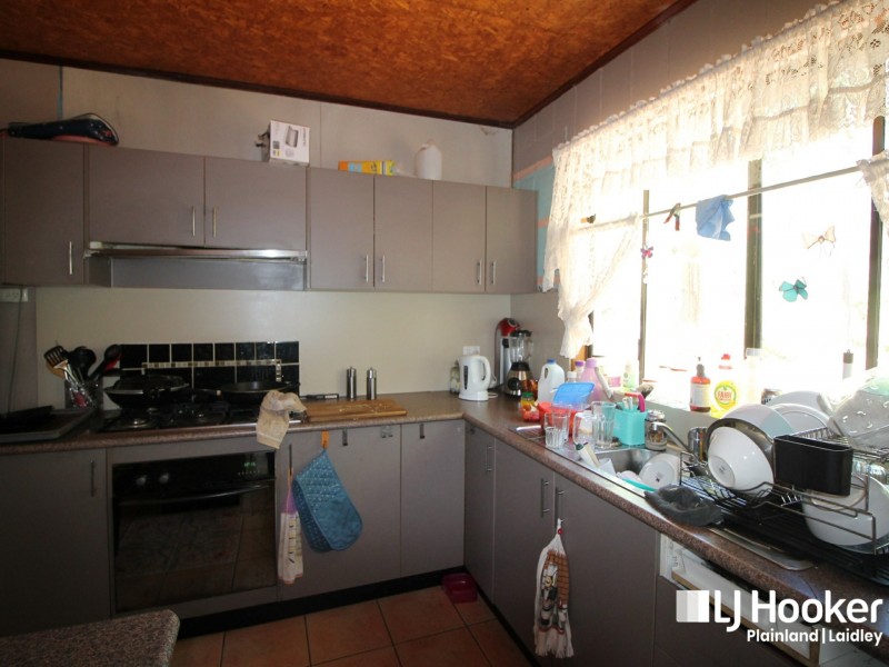 37 Hughes Rd, Plainland QLD 4341