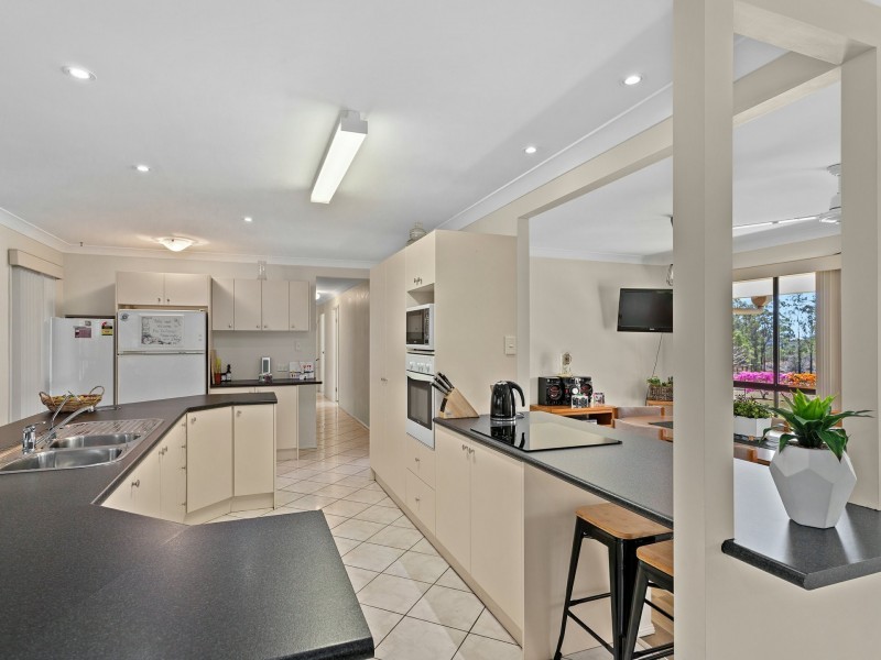 2 Faith Avenue, Plainland QLD 4341