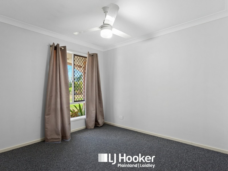 14 Denis Crt, Summerholm QLD 4341