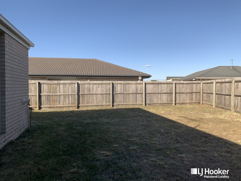 Unit 1/5 Sandpiper Drive, Lowood QLD 4311