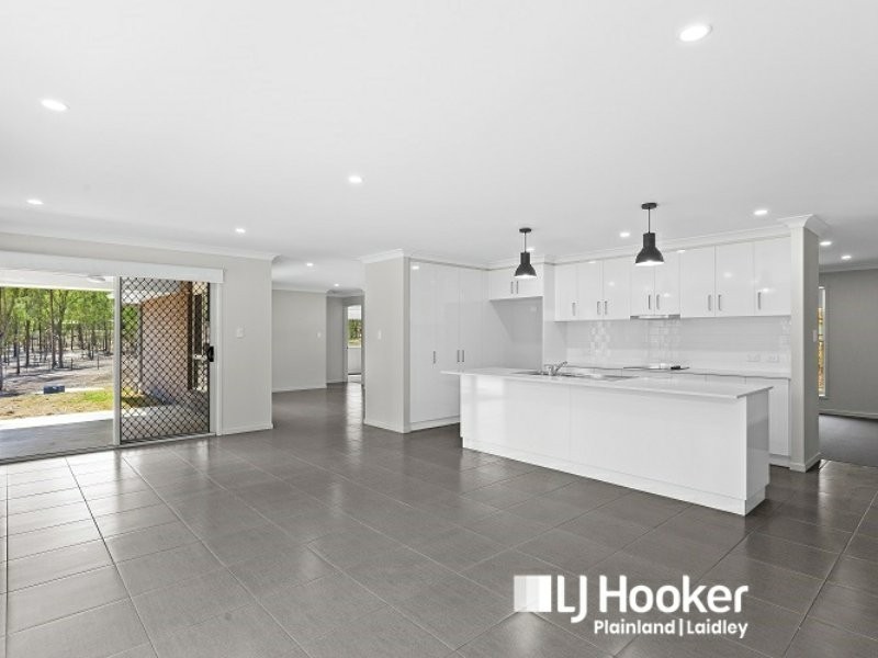 3 Franks Rd, Regency Downs QLD 4341