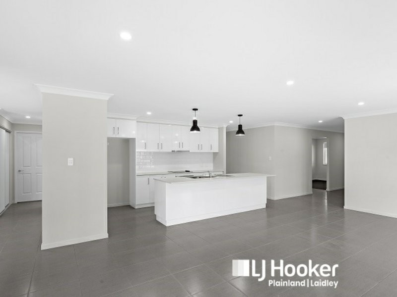 3 Franks Rd, Regency Downs QLD 4341