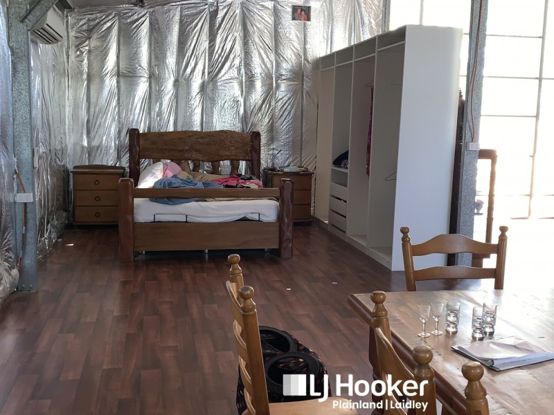 8 Naomi Rd, Lockyer Waters QLD 4311