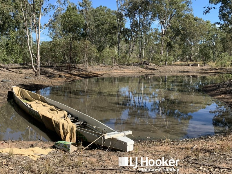 8 Naomi Rd, Lockyer Waters QLD 4311