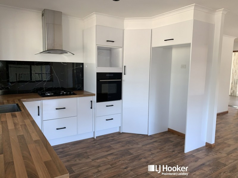 8 Coachwood Crt, Brightview QLD 4311