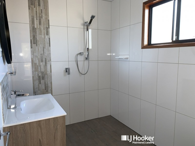 8 Coachwood Crt, Brightview QLD 4311