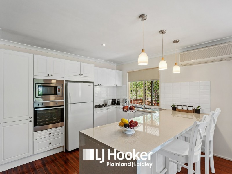9 Challenge Ave, Kensington Grove QLD 4341