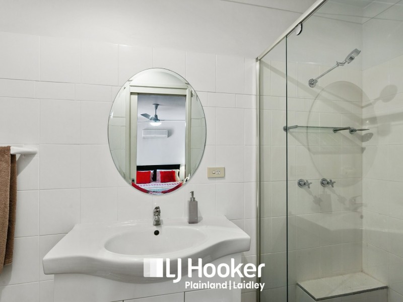 9 Challenge Ave, Kensington Grove QLD 4341