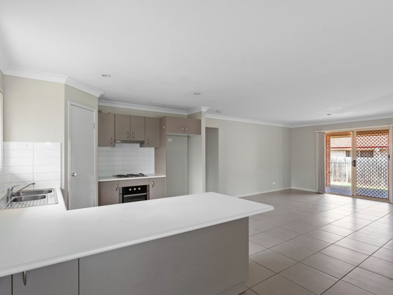 22 Sandpiper Drive, Lowood QLD 4311