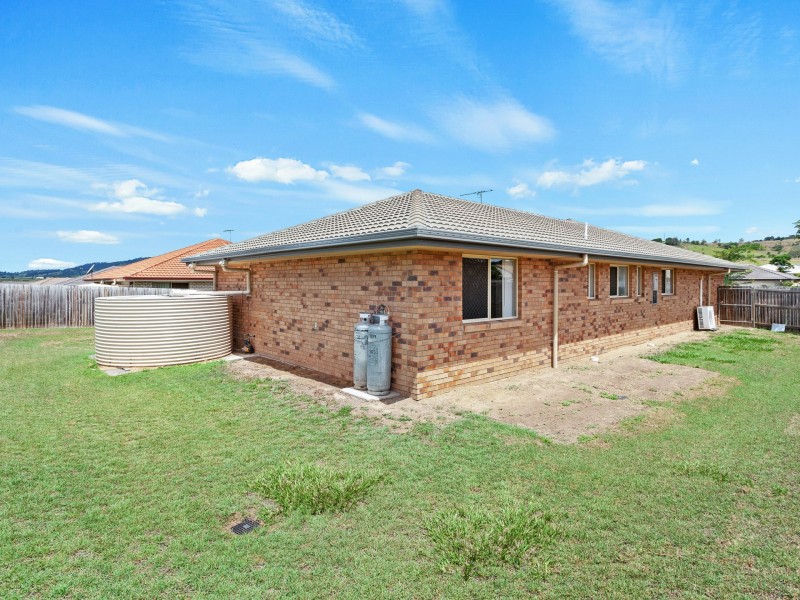 22 Sandpiper Drive, Lowood QLD 4311