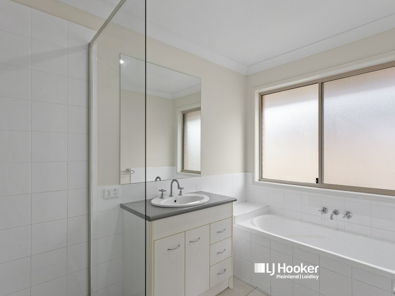 37 Goldenwood Crescent, Fernvale QLD 4306