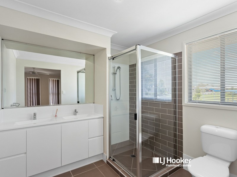 2 Hastings Avenue, Plainland QLD 4341