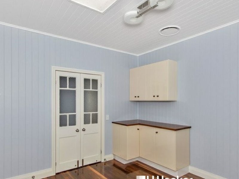 9 Rosella Ave, Regency Downs QLD 4341