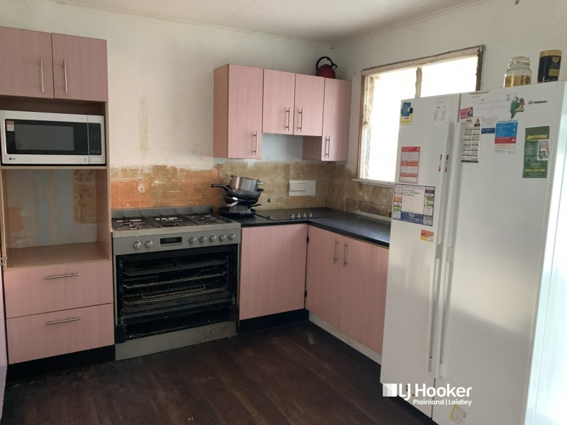 3 Quail Crt, Plainland QLD 4341
