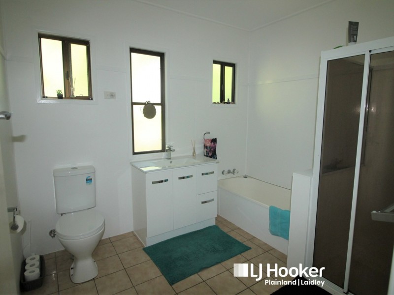 11 Hunt Street, Forest Hill QLD 4342