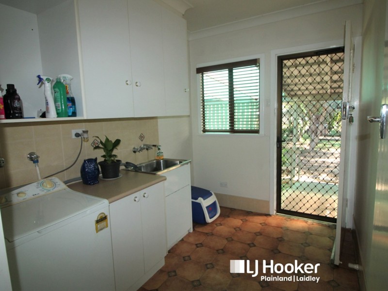 11 Hunt Street, Forest Hill QLD 4342