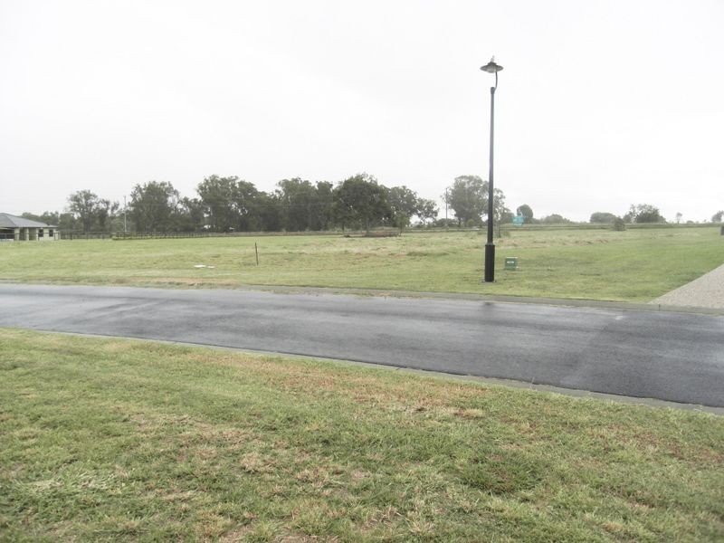 Lot 15 (#4 Peppertree Place, Plainland QLD 4341