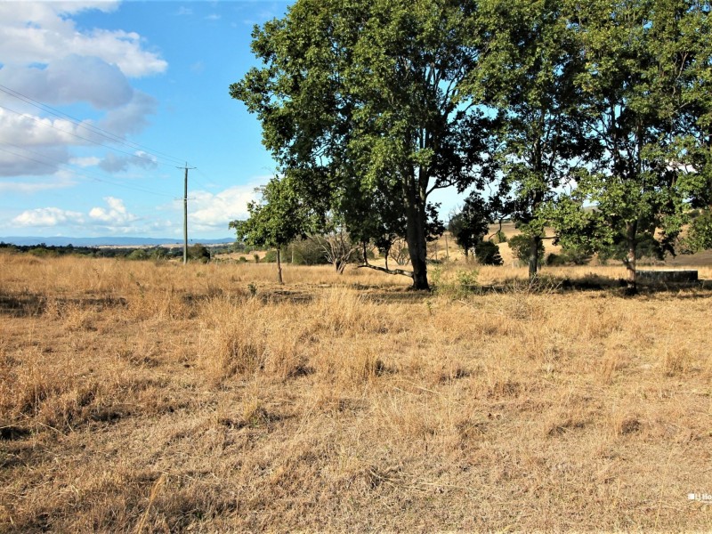 91 Bourke Rd, Tallegalla QLD 4340