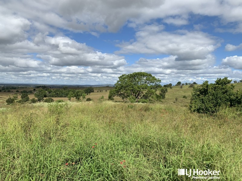 102-104 Keates Rd, Tallegalla QLD 4340