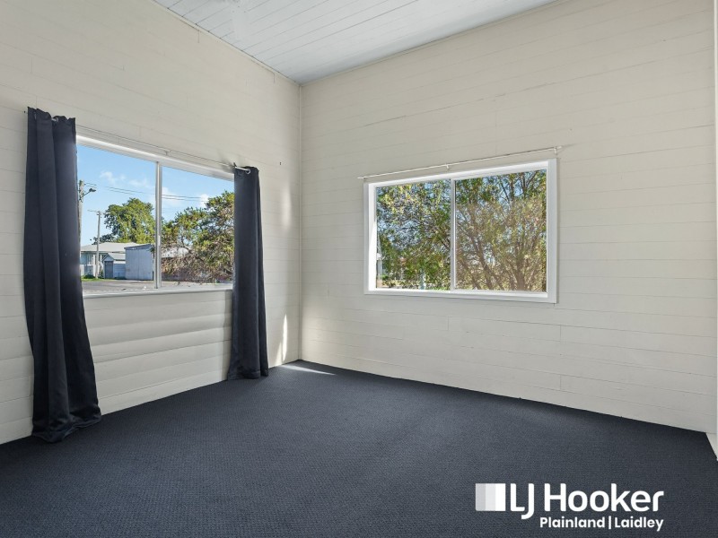 10 Robert Street, Forest Hill QLD 4342