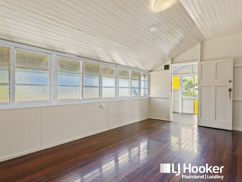 10 Robert Street, Forest Hill QLD 4342