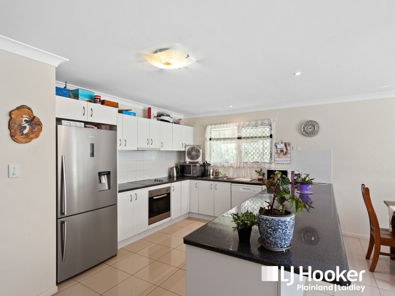 6 Appleby Close, Kensington Grove QLD 4341