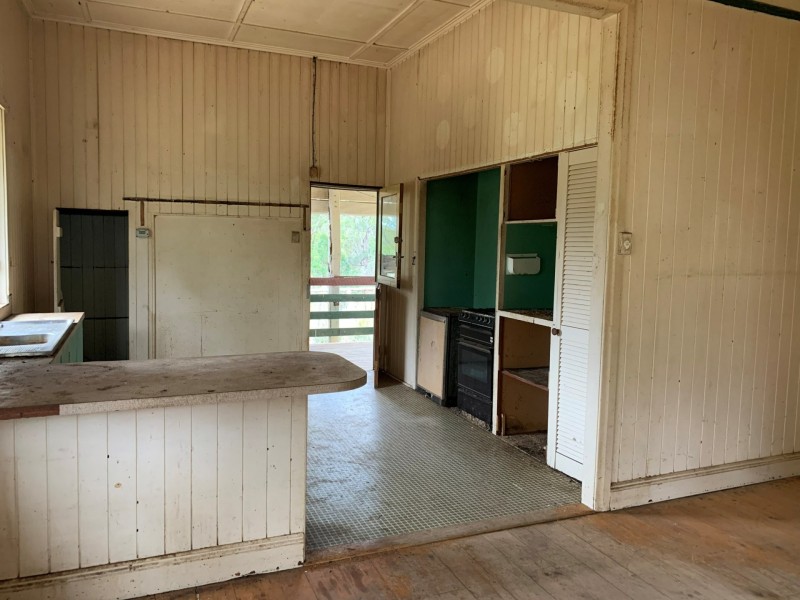 256 White Mountain Rd, White Mountain QLD 4352