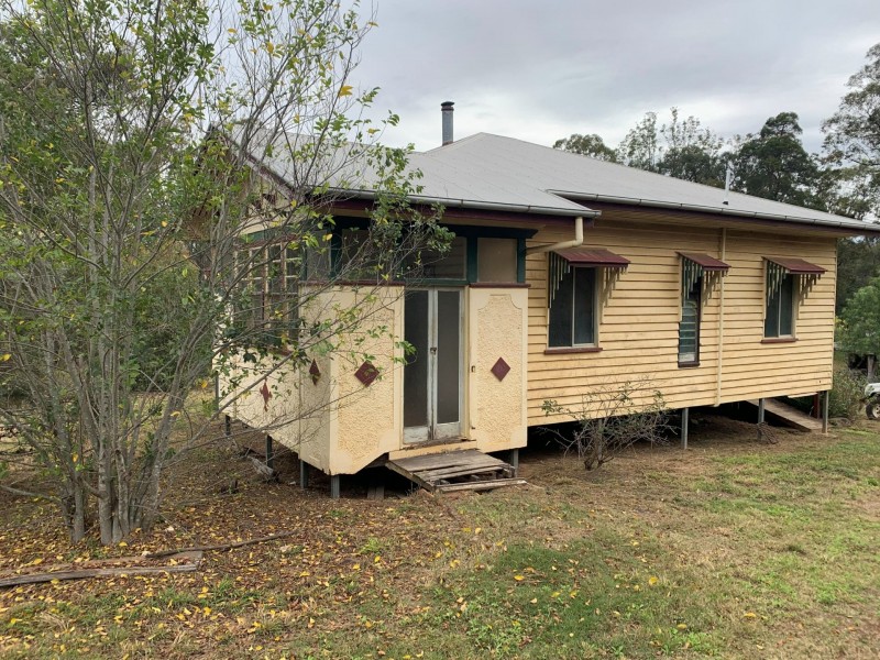 256 White Mountain Rd, White Mountain QLD 4352