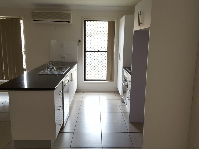 16 Stanford Place, Laidley QLD 4341