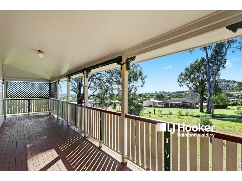 2 Howard Crt, Plainland QLD 4341