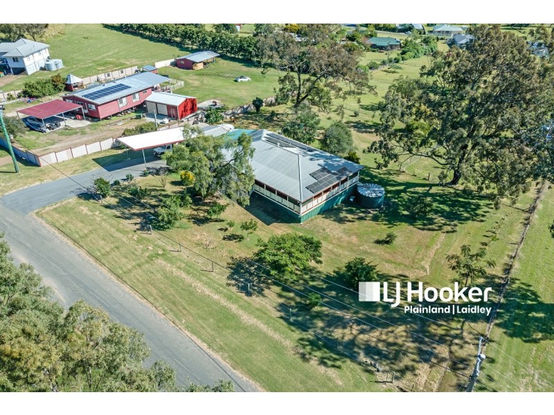 2 Howard Crt, Plainland QLD 4341