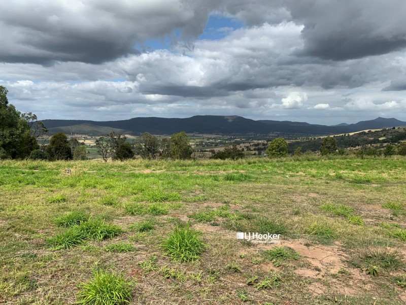 39 Daniel Place, Laidley Creek West QLD 4341