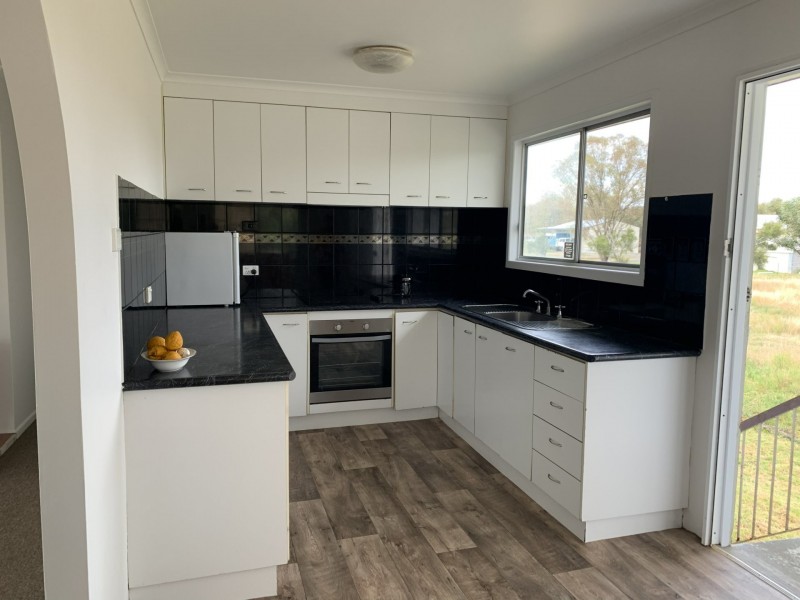 63 Keanes Rd, Rosewood QLD 4340