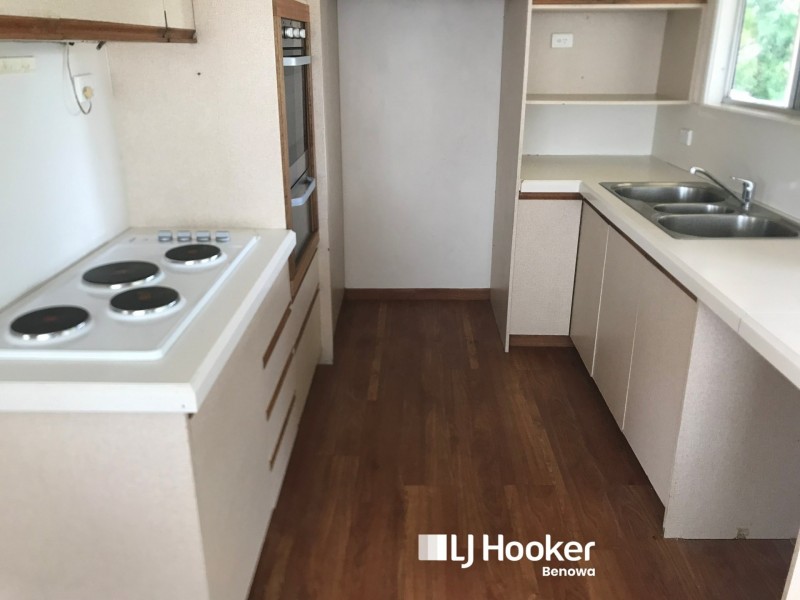 42 Dandar Drive, Southport QLD 4215