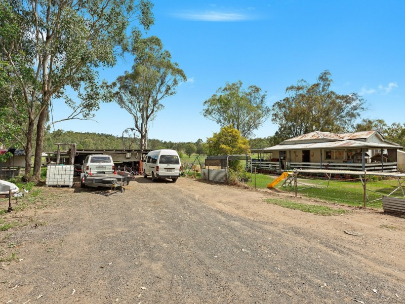36 Beames Drive, Laidley South QLD 4341