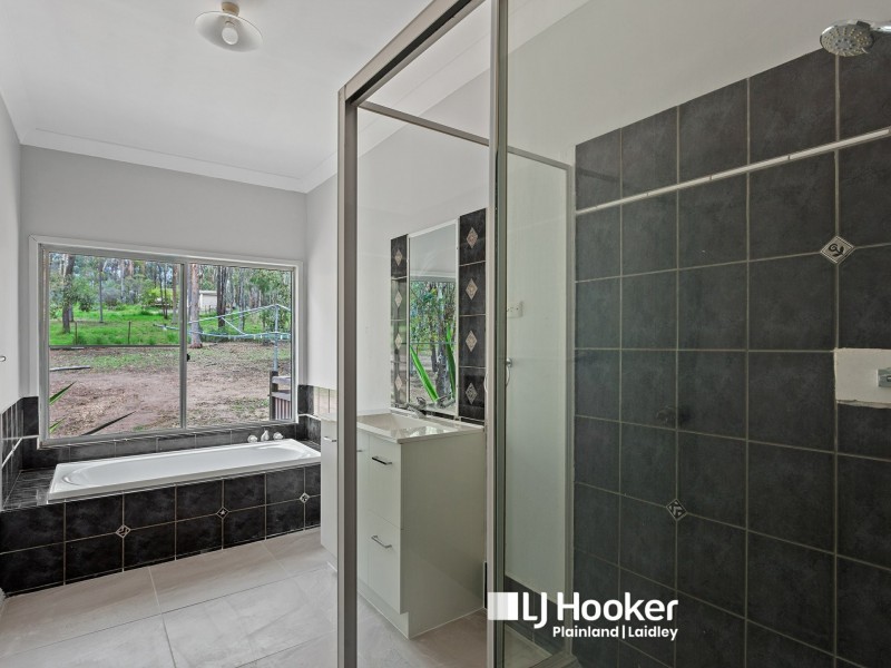 10b Firetail Avenue, Regency Downs QLD 4341