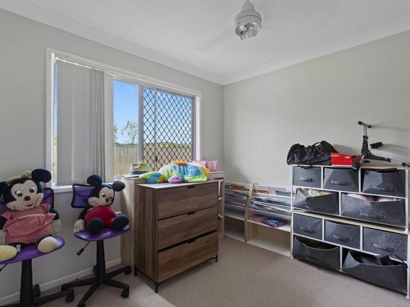 29 Lawson Crescent, Laidley North QLD 4341