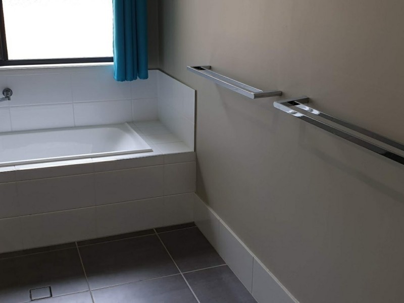 11 Silverton Place, Kensington Grove QLD 4341