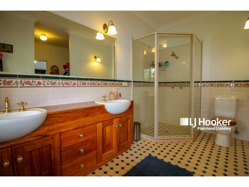 19 Bushman Street, Plainland QLD 4341