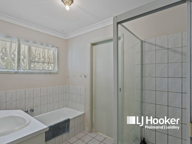 13 Caleys Crt, Lockrose QLD 4342