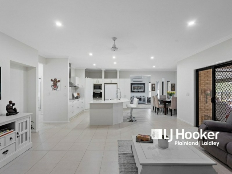 34 Edwards Rd, Woodlands QLD 4343