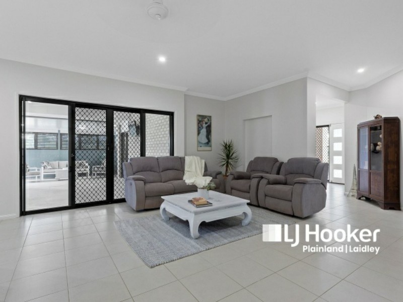 34 Edwards Rd, Woodlands QLD 4343