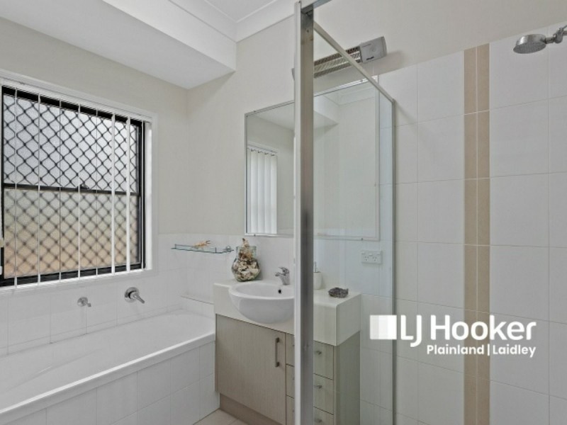 34 Edwards Rd, Woodlands QLD 4343