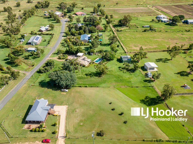 16 Bushman Street, Plainland QLD 4341