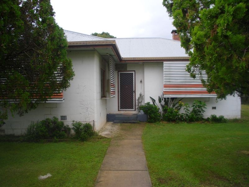 6 Railway Street, Laidley QLD 4341