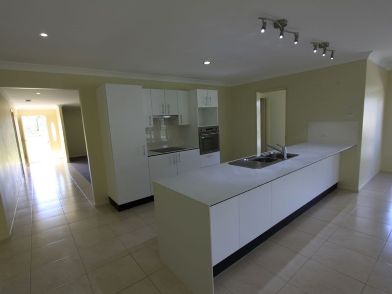 Kensington Grove QLD 4341