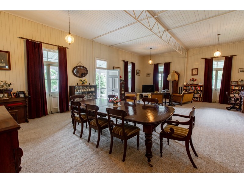1 Curtin Road, Crowley Vale QLD 4342