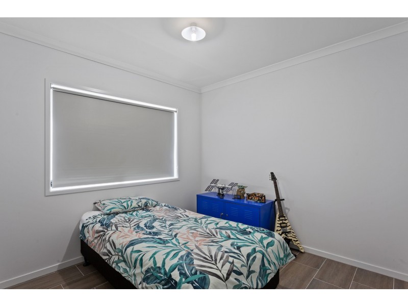 4 Wakefield Crescent, Kensington Grove QLD 4341