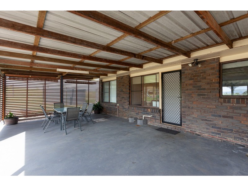 8 Scheiwe Road, Plainland QLD 4341