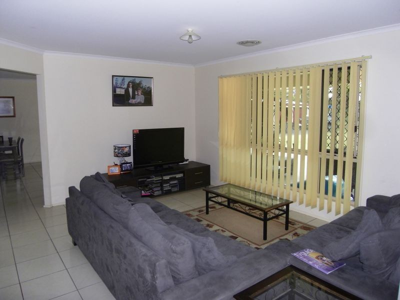 75 Thallon Road, Kensington Grove QLD 4341